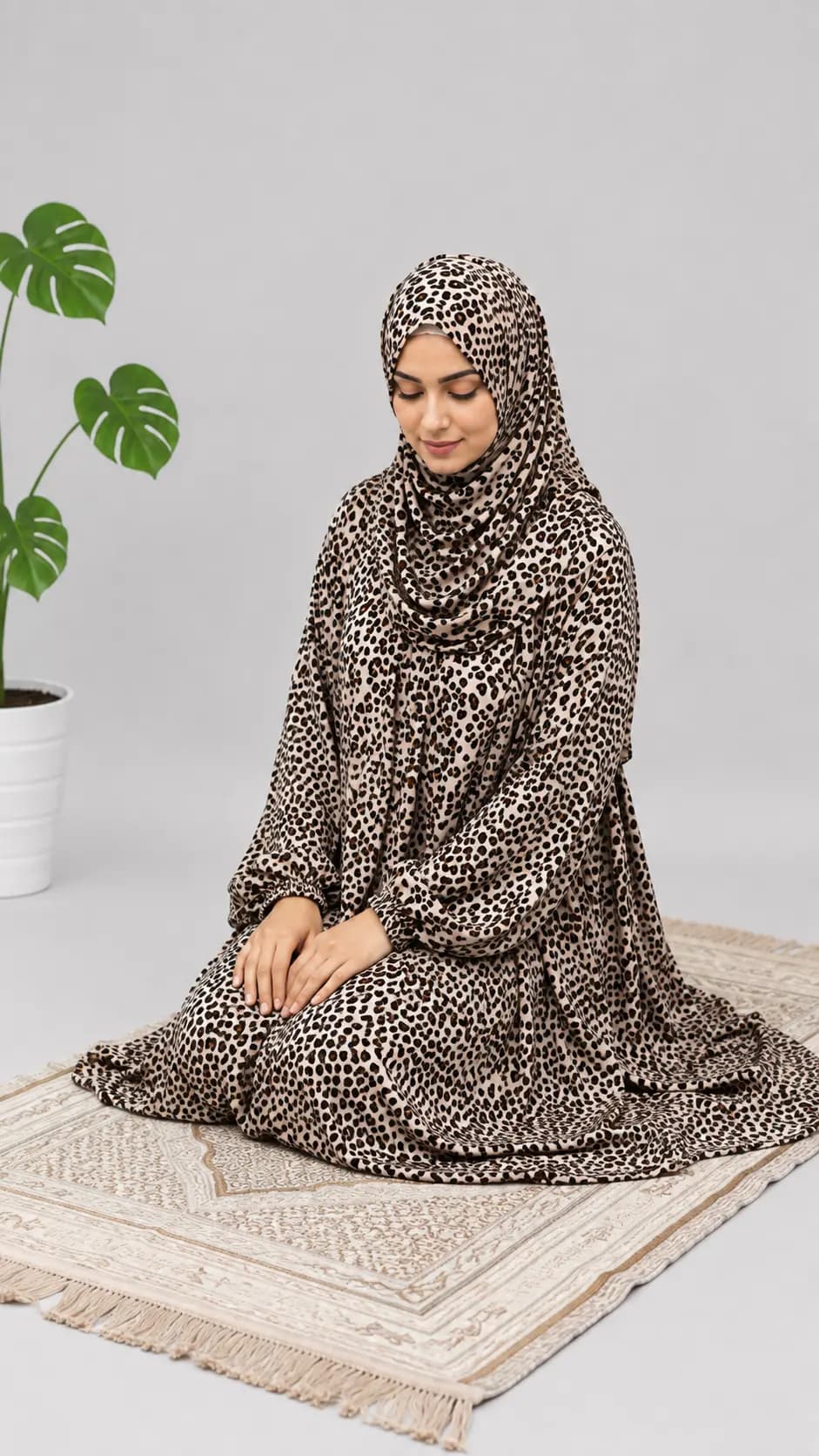 Shifa Leopard Print Prayer Dress - Loose Fit